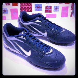 HP 4/28 NWOT NIKE Mens Sports Cleats Shoes Size:12